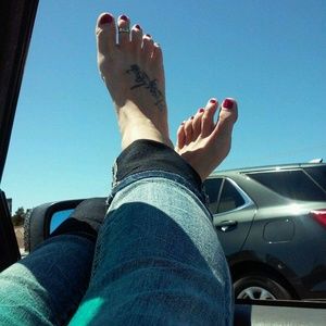 Meet your Posher, Cecily